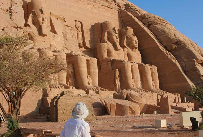 Offer : Cairo . Nile Cruise, Abu Simbel  & Hurghada  By Train