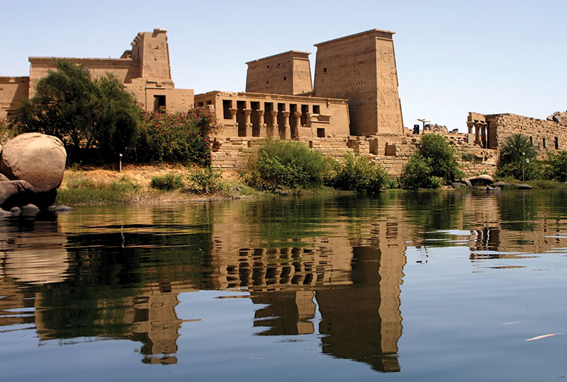 Pyramids, Nile Cruise & Oases 12 Days