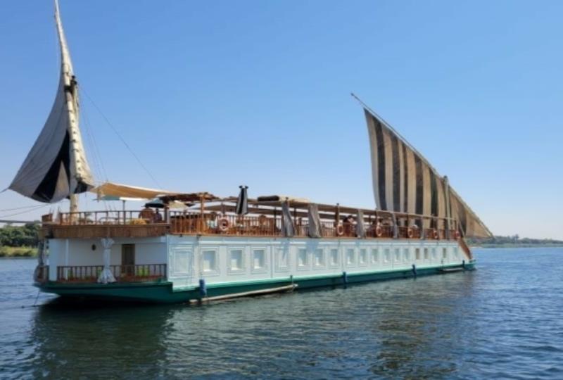 Dahabeya Queen De luxe Croisière Sur Le Nil 5 Jours de Louxor  (Durant Noël Et Nouvel An) 